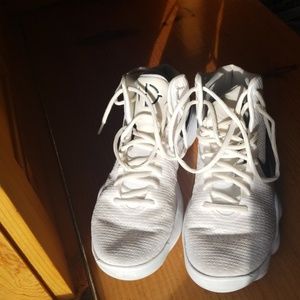 Nike women's hyperdunk basketball shoes